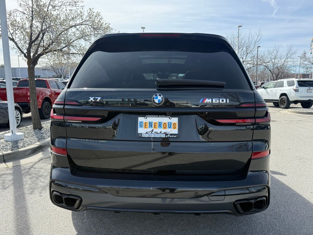 2025 BMW X7 M60i - Photo 6