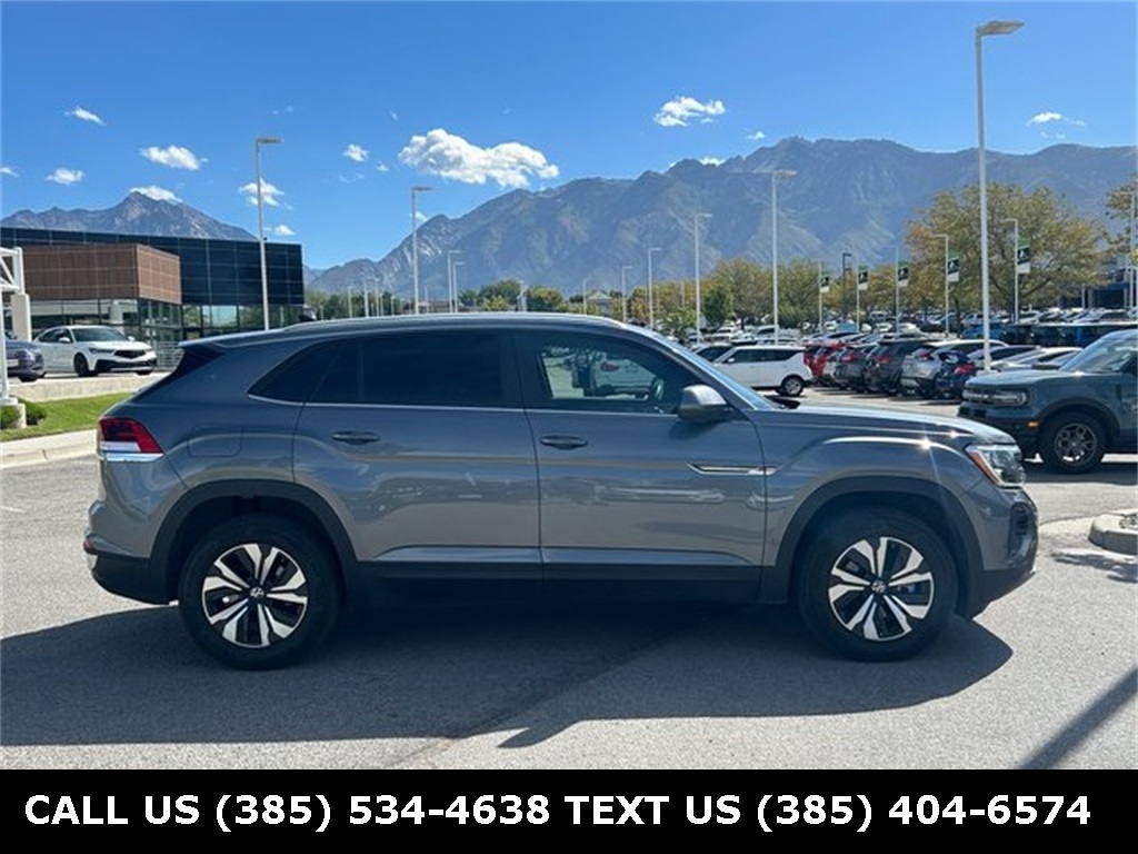 Used 2024 Volkswagen Atlas Cross Sport 2.0T SE SUV