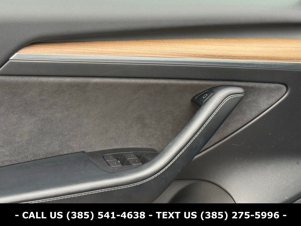 2022 Tesla Model 3 Long Range Dual Motor All-Wheel Drive's photo