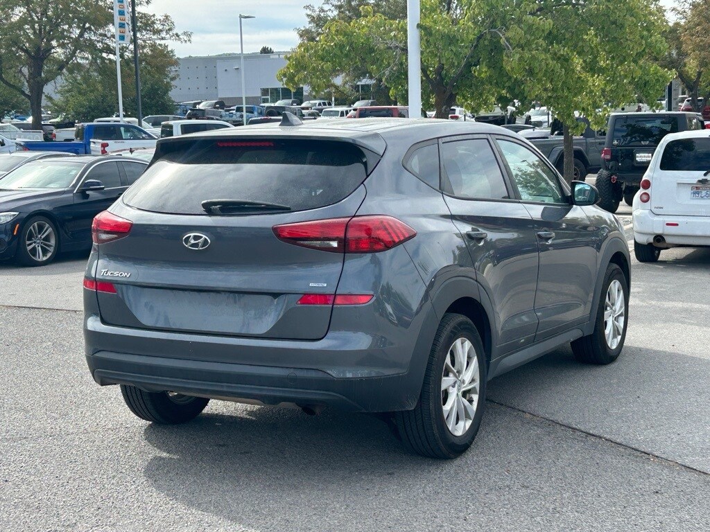 2019 Hyundai Tucson SE photo 2