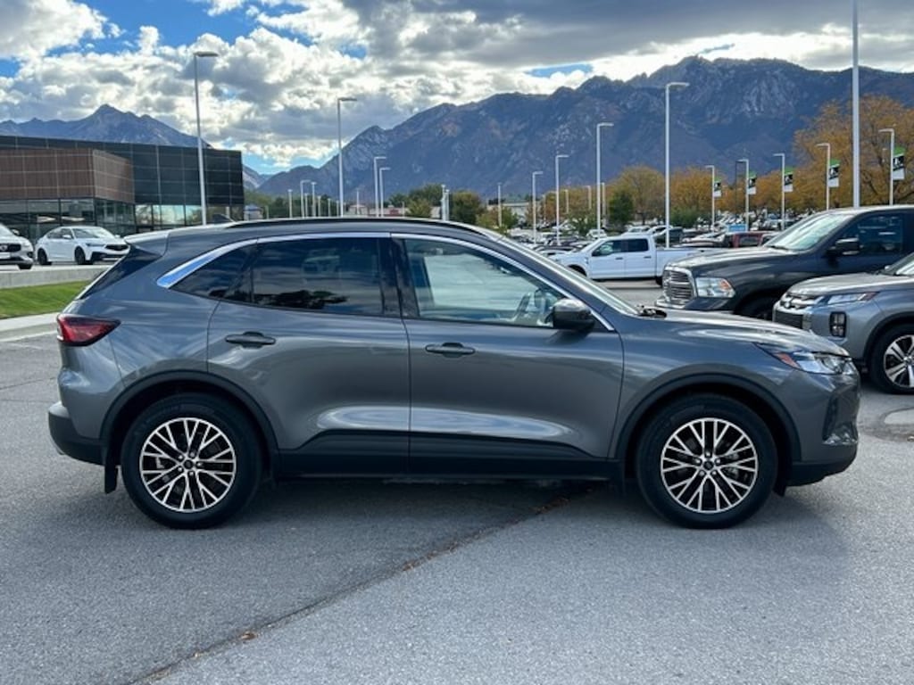 Used 2023 Ford Escape Plug-In Hybrid PHEV SUV