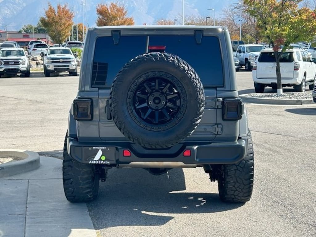 Used 2021 Jeep Wrangler Unlimited Sahara SUV