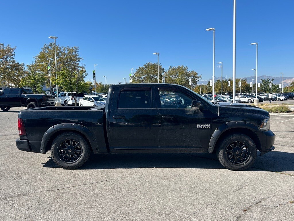 2014 Ram 1500 Sport photo 2
