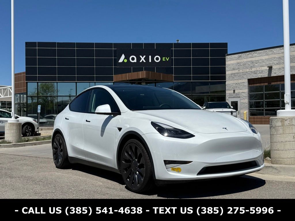 2022 Tesla Model Y Performance Dual Motor All-Wheel Drive's photo