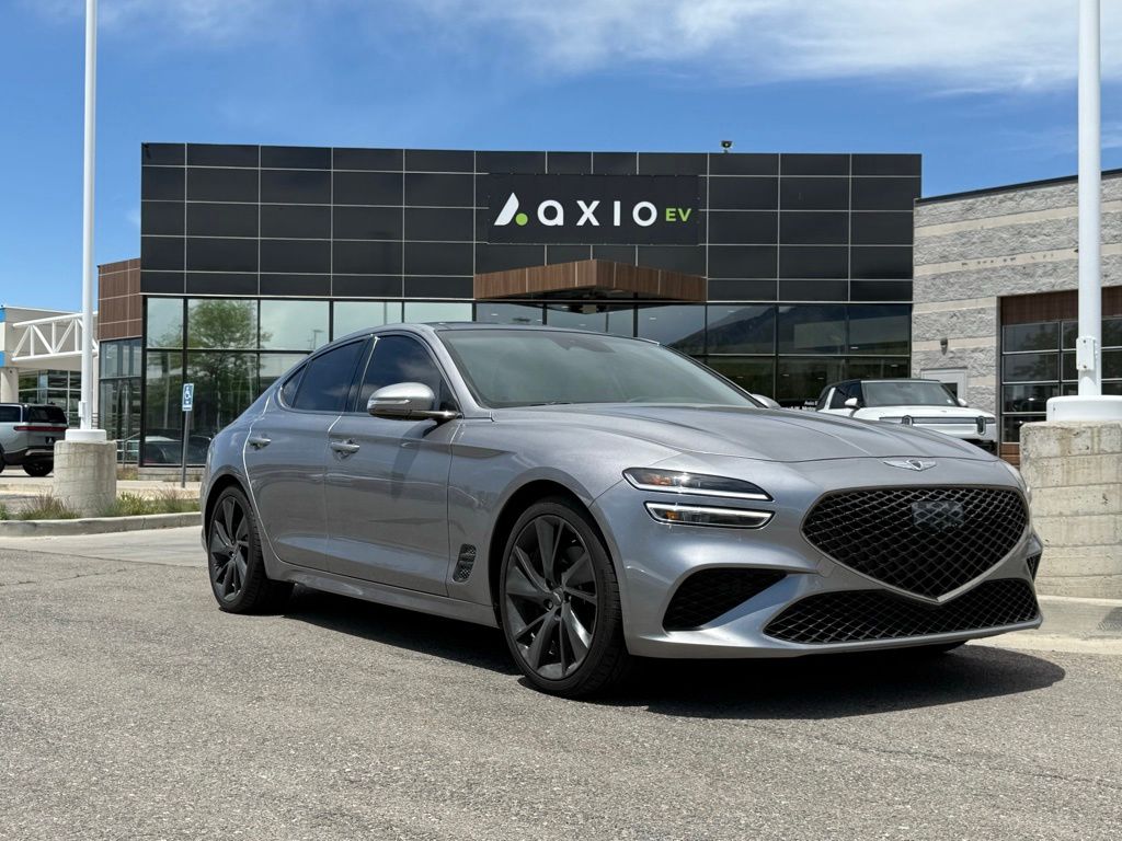 2023 Genesis G70 2.0T Standard's photo