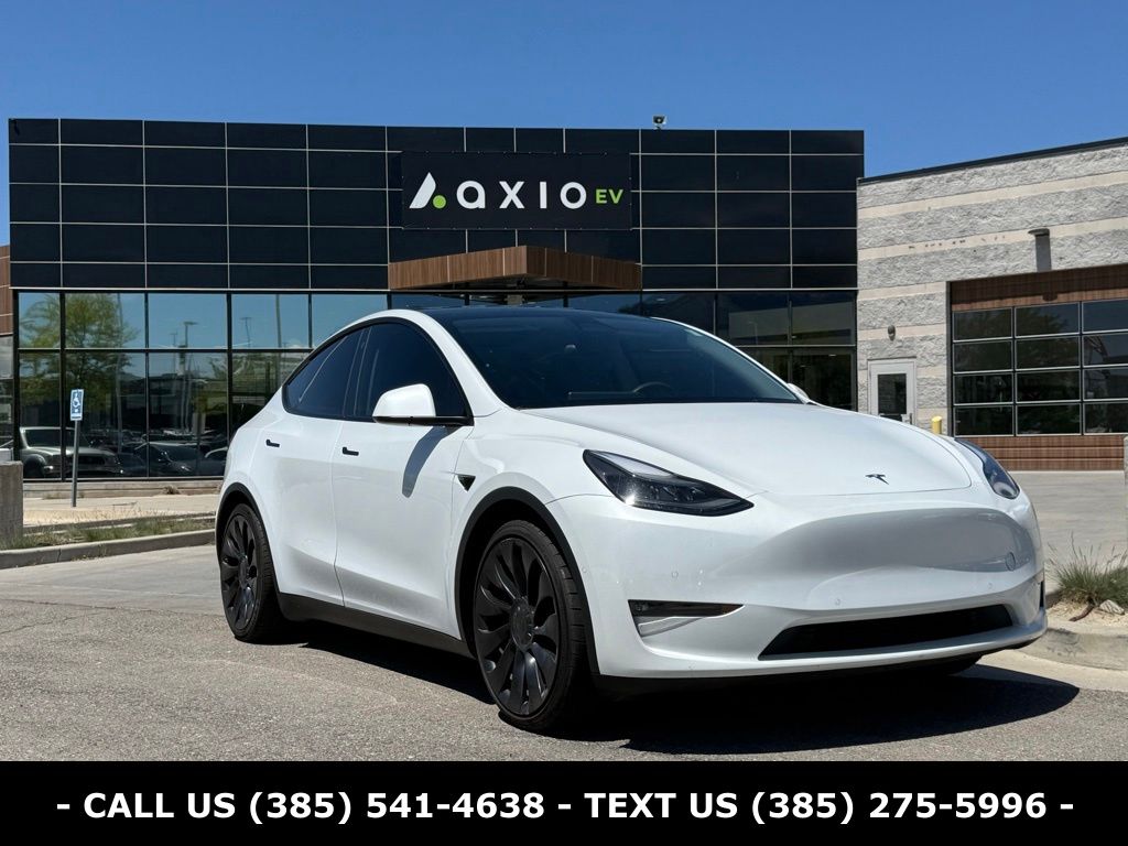 2022 Tesla Model Y Performance Dual Motor All-Wheel Drive's photo