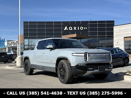 2023 Rivian R1T Adventure Quad Motor Large Pack Truck