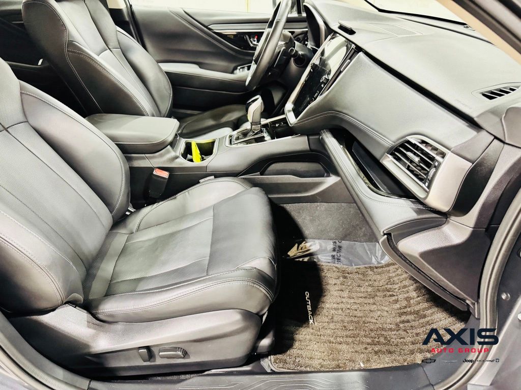 2022 Subaru Outback Limited - Photo 31