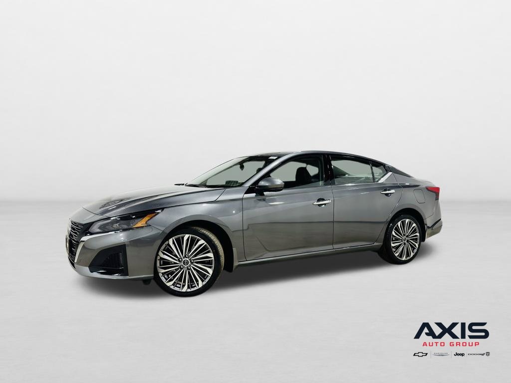 2025 Nissan Altima