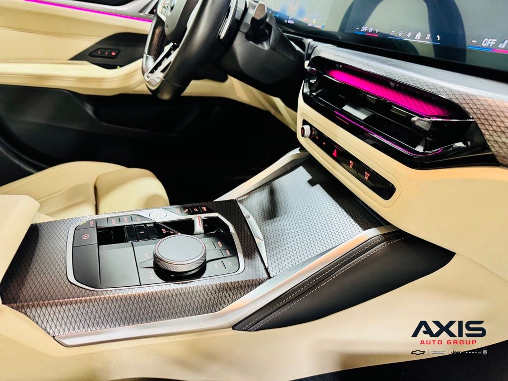 2025 BMW 4 Series 37