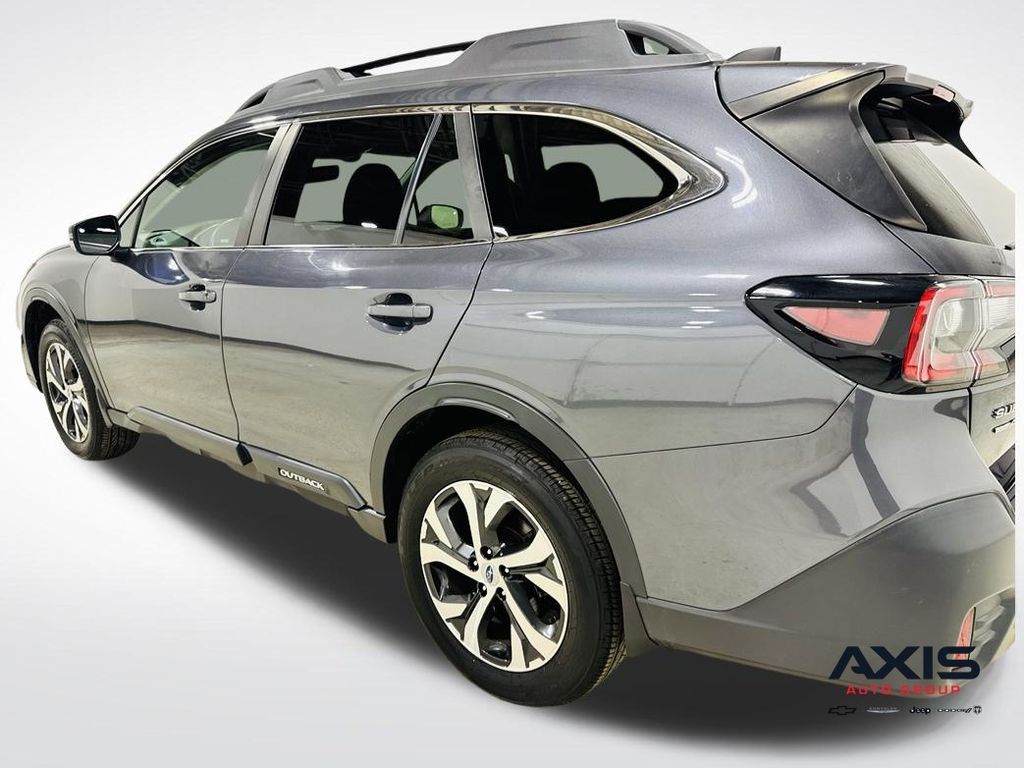 2022 Subaru Outback Limited - Photo 13