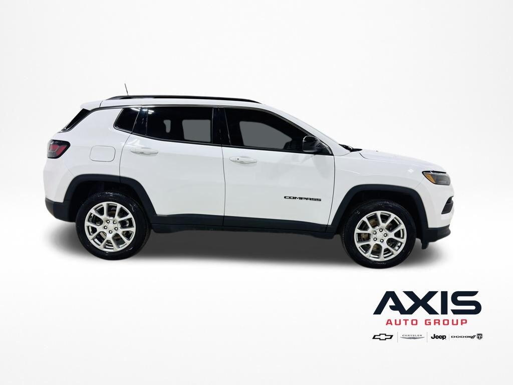 Used 2023 Jeep Compass Latitude Lux SUV