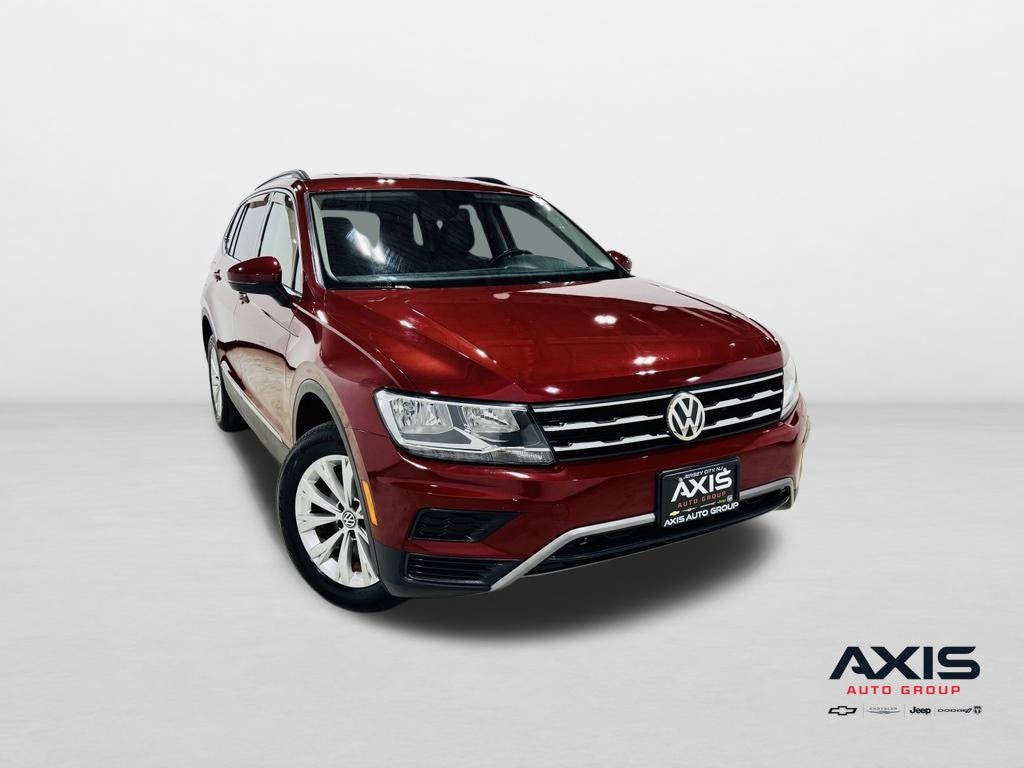 Used 2018 Volkswagen Tiguan SE with VIN 3VV3B7AX7JM159884 for sale in Jersey City, NJ