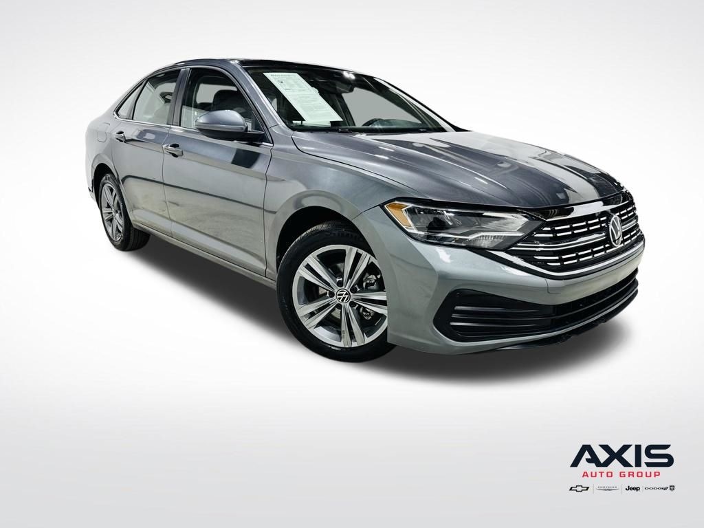 Used 2024 Volkswagen Jetta 1.5T SE Sedan
