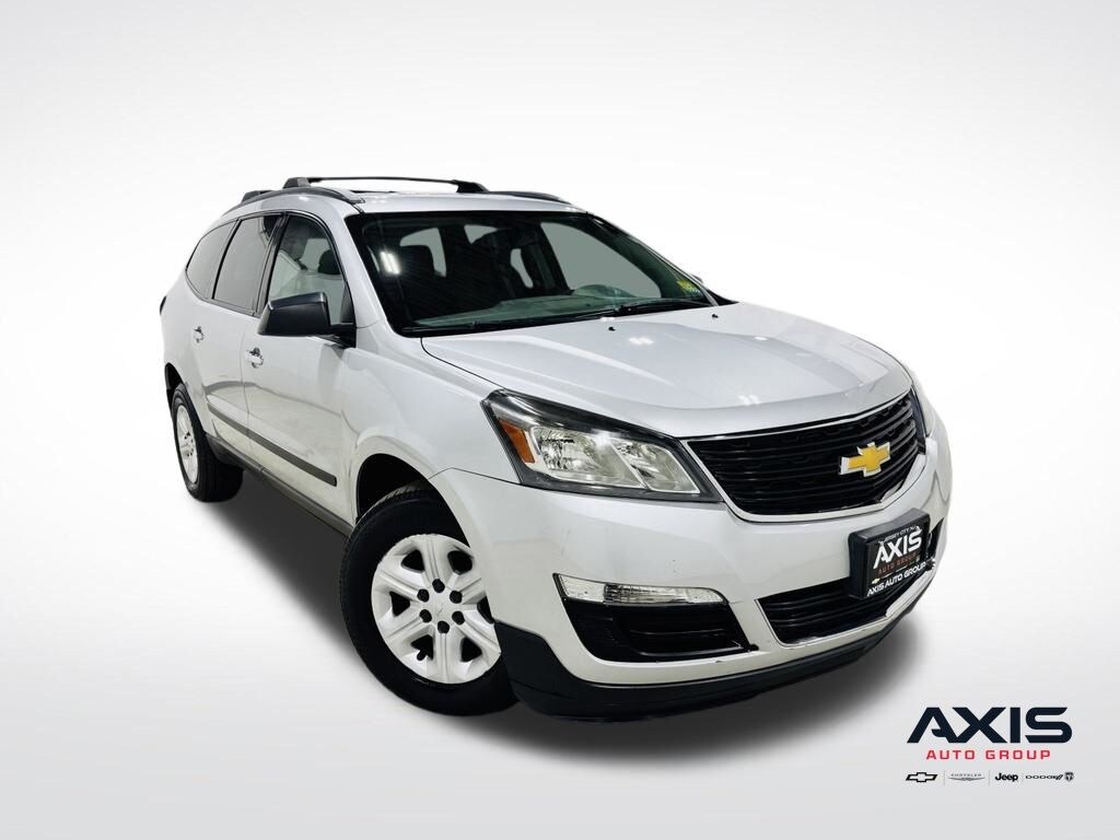 Used 2015 Chevrolet Traverse LS SUV