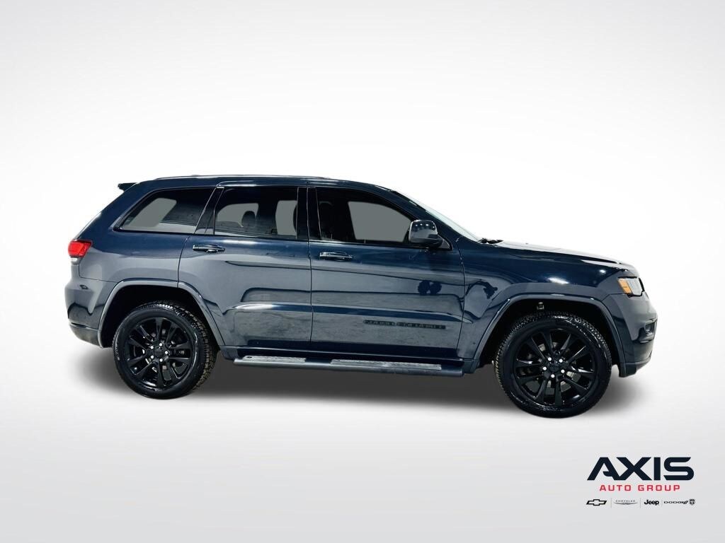 Used 2018 Jeep Grand Cherokee Altitude SUV
