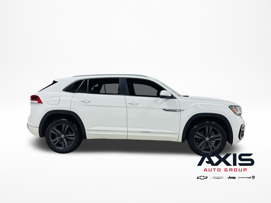 Used 2021 Volkswagen Atlas Cross Sport 3.6L V6 SE w/Technology R-Line SUV