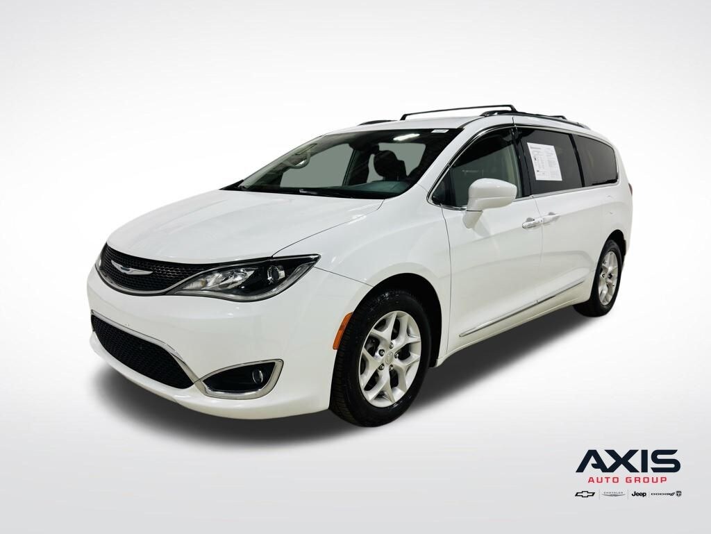 Used 2017 Chrysler Pacifica Touring L Plus Minivan/Van