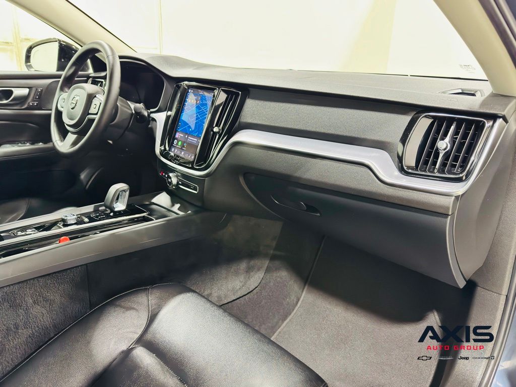 2025 Volvo S60 30