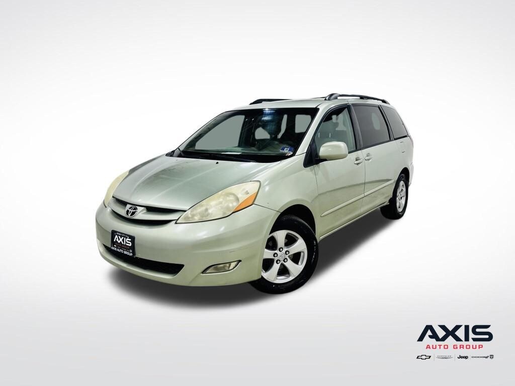 Used 2006 Toyota Sienna XLE Minivan/Van