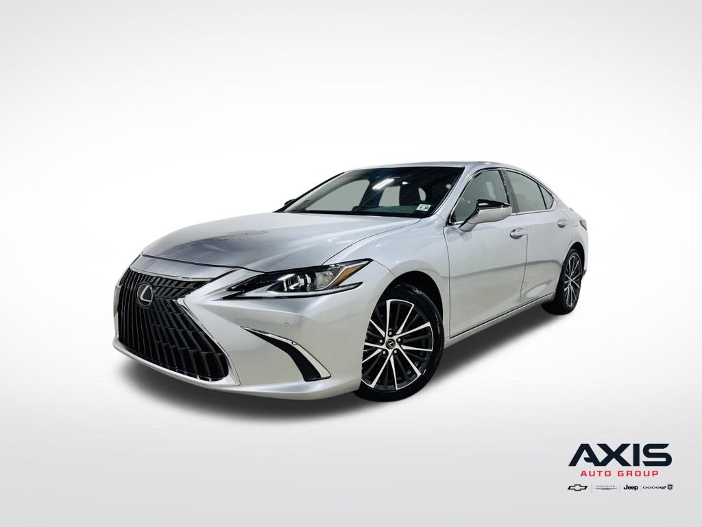 Used 2025 Lexus ES 350 Sedan
