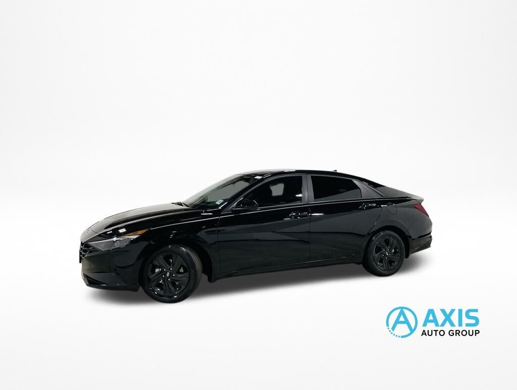 Used 2023 Hyundai Elantra SEL Sedan