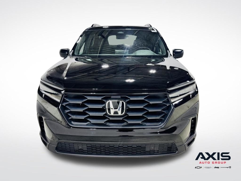 Used 2025 Honda Pilot Sport SUV