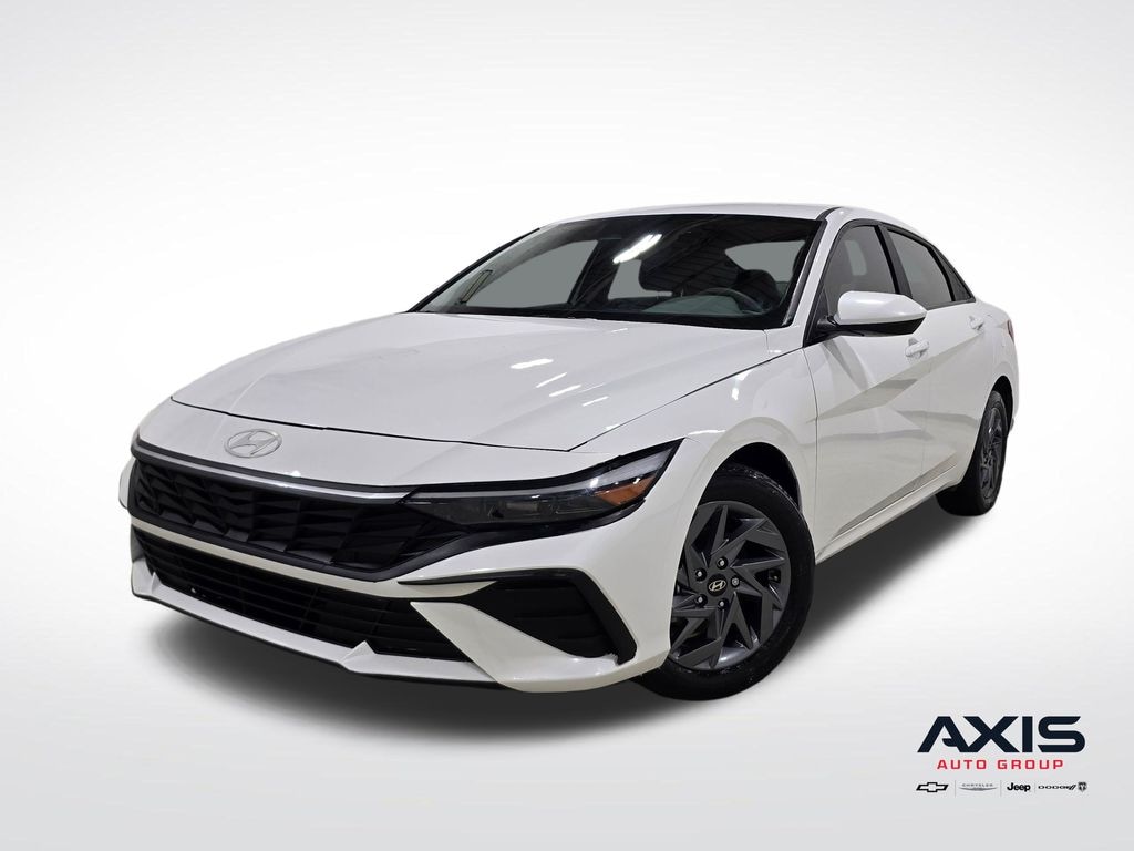 Used 2024 Hyundai Elantra SEL Sedan