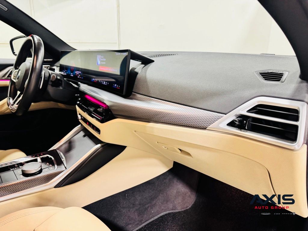 2025 BMW 4 Series 36
