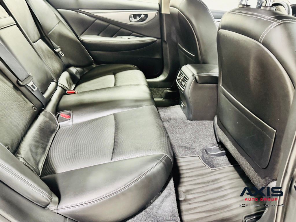 2024 INFINITI Q50 28