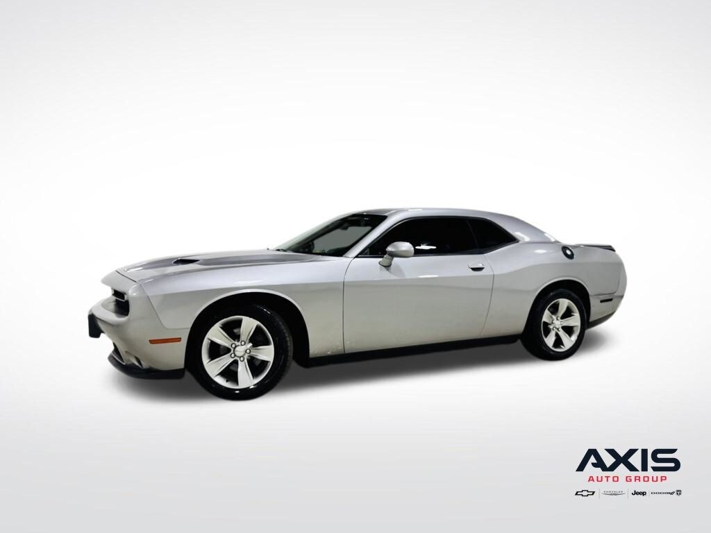 Used 2016 Dodge Challenger SXT Coupe