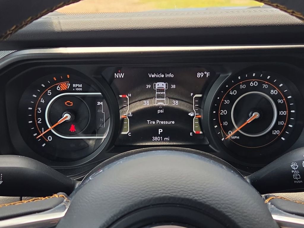 2025 Jeep Wrangler 4-Door Sahara - Photo 10
