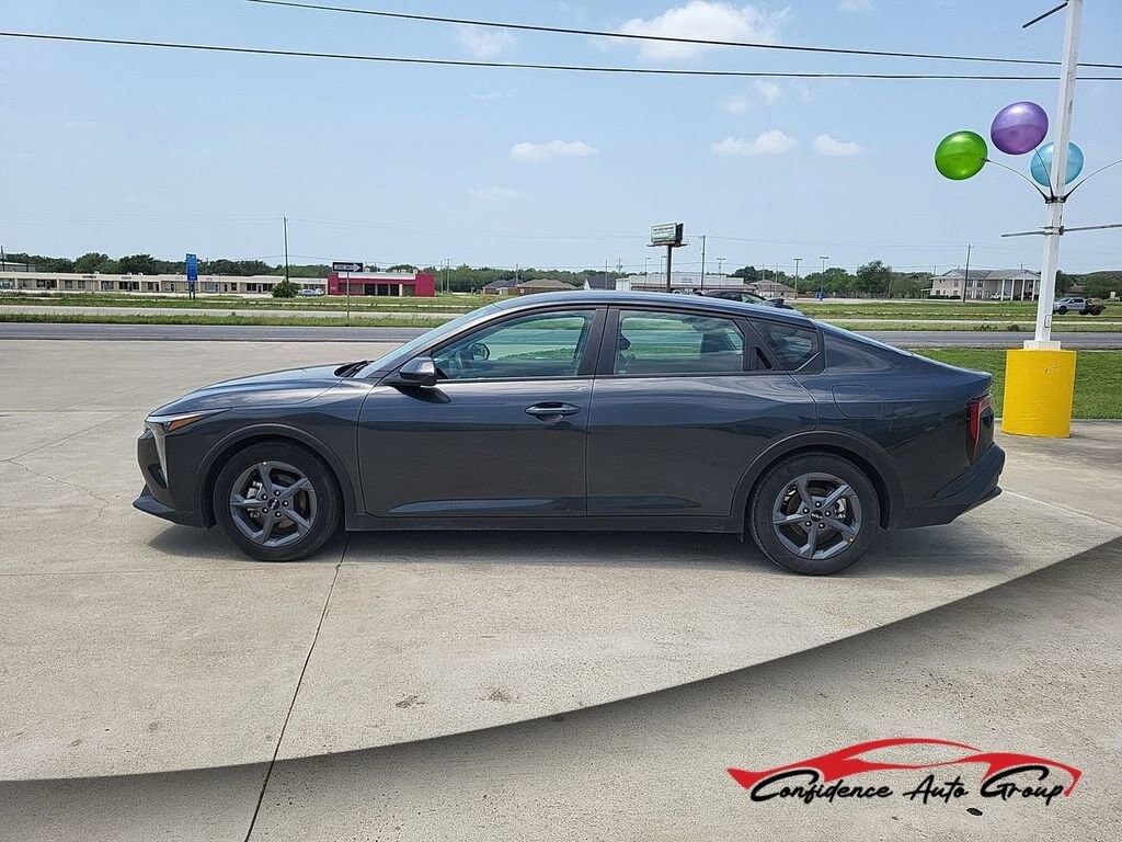 Used 2025 Kia K4 LXS Sedan