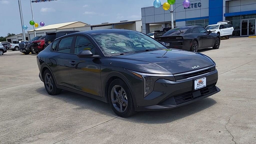 Used 2025 Kia K4 LXS Sedan