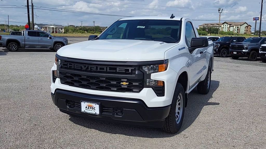 2026 Chevrolet Silverado 1500 photo 2