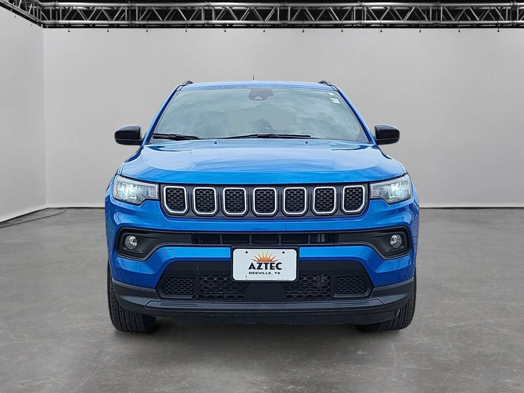 Used 2023 Jeep Compass Latitude SUV