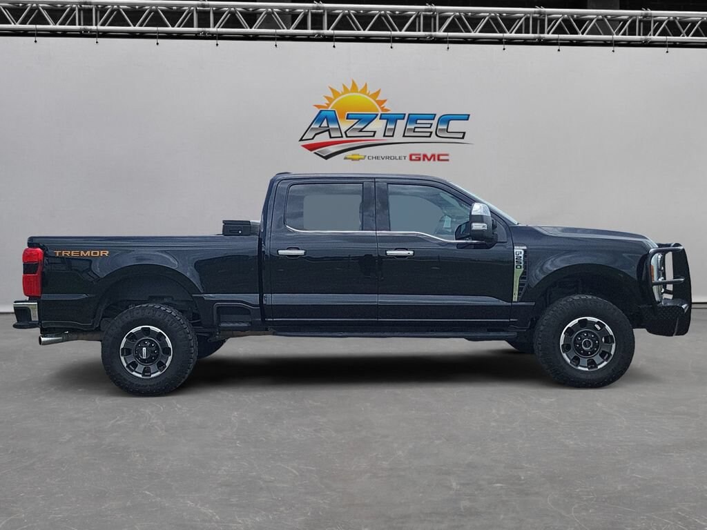 Used 2023 Ford Super Duty F-250 SRW XL Truck Crew Cab