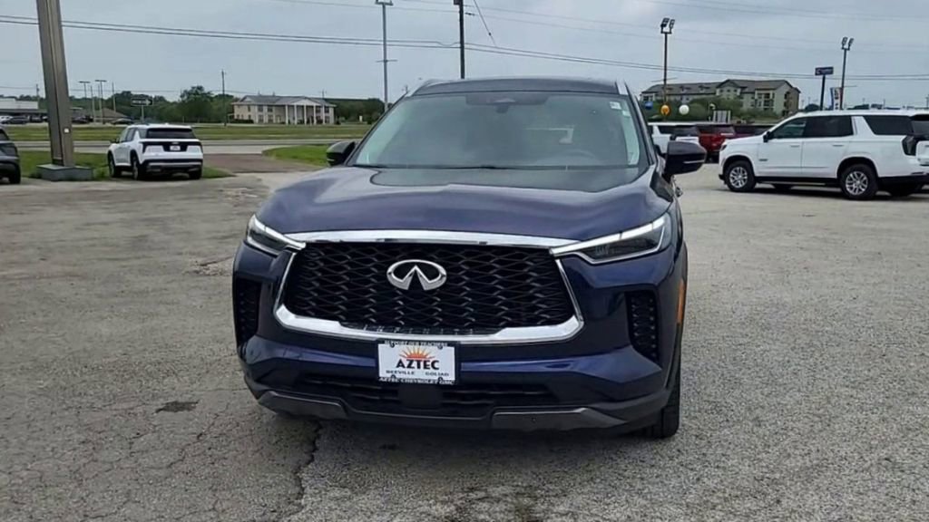 2023 Infiniti QX60 Sensory photo 2