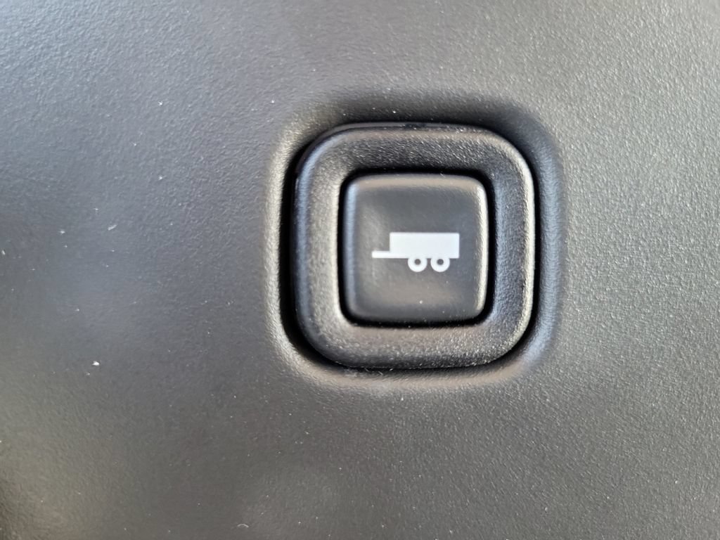 2026 Chevrolet Express Cargo Work Van - Photo 19