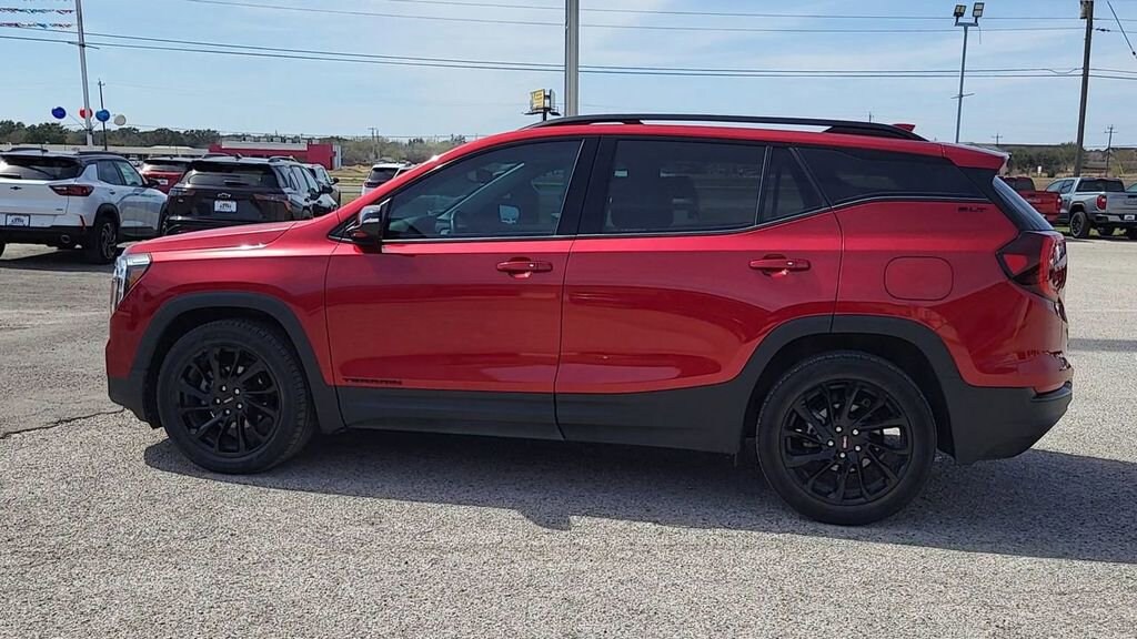 Used 2023 GMC Terrain SLT SUV