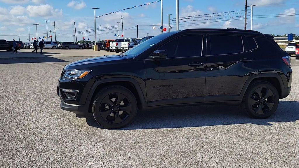 2021 Jeep Compass Altitude photo 3