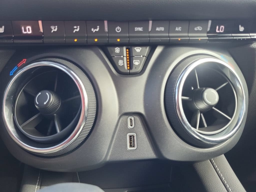 2025 Chevrolet Blazer 2LT - Photo 17