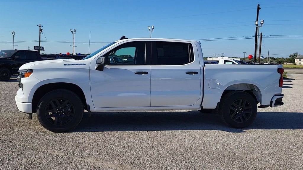 New 2026 Chevrolet Silverado 1500 Custom Truck