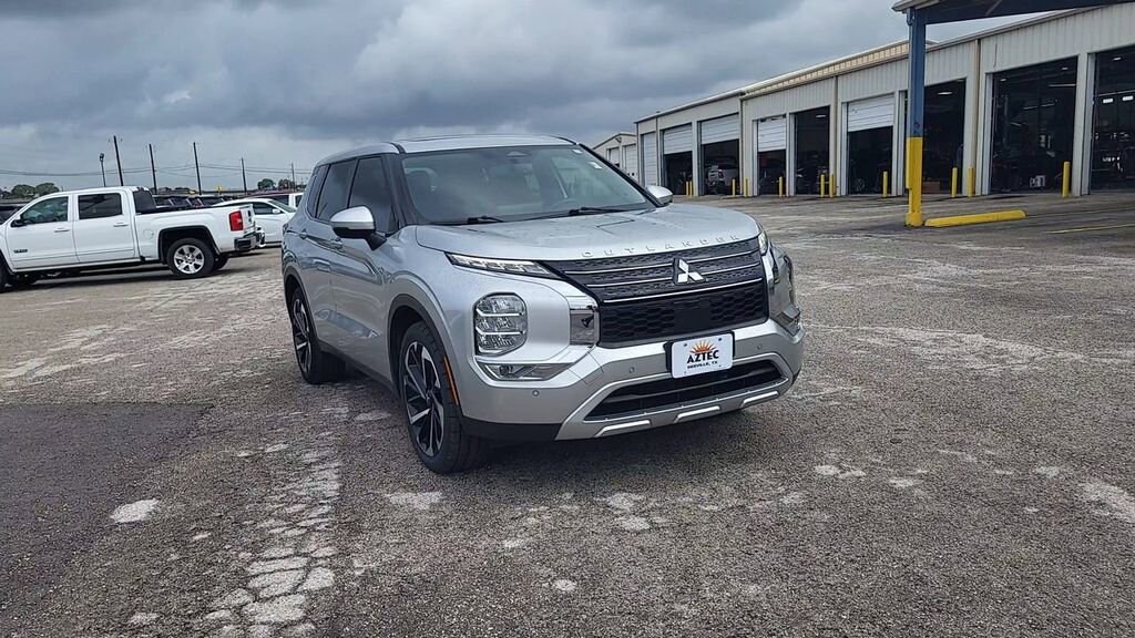 Used 2024 Mitsubishi Outlander SE SUV