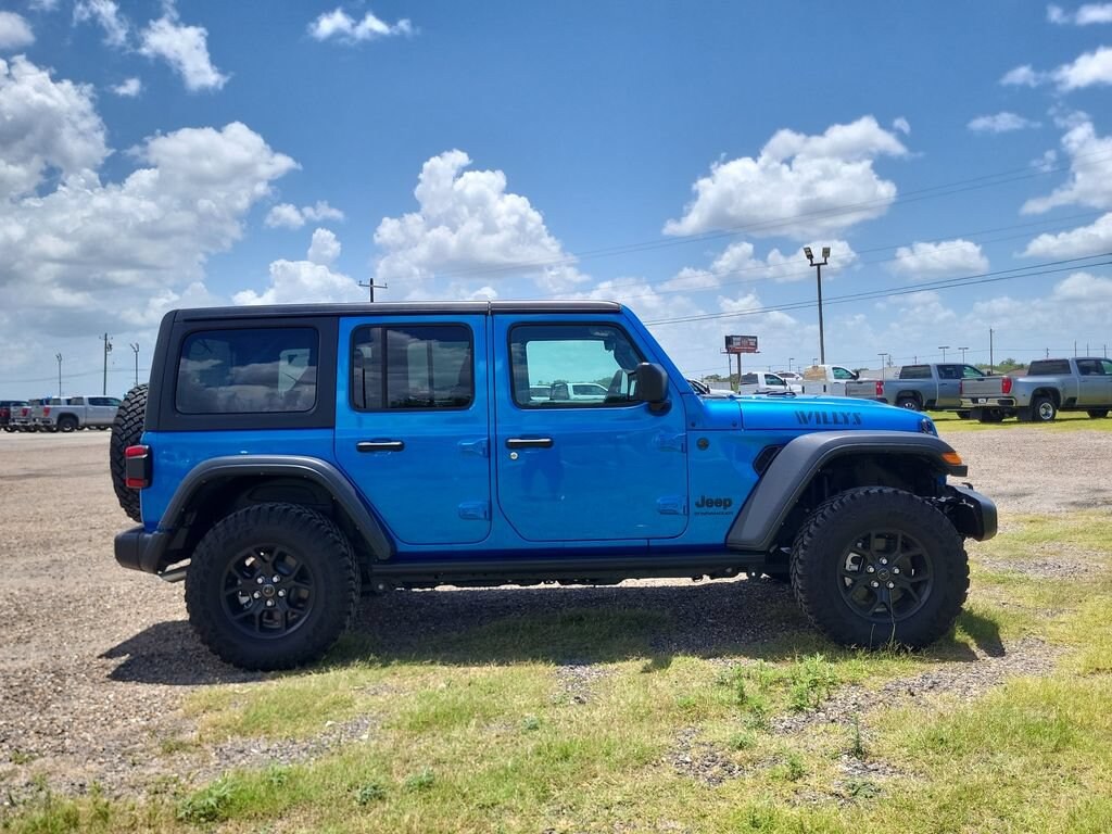 Used 2025 Jeep Wrangler Willys SUV