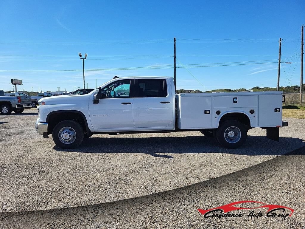 New 2025 Chevrolet Silverado 3500 HD Chassis Cab Work Truck Truck