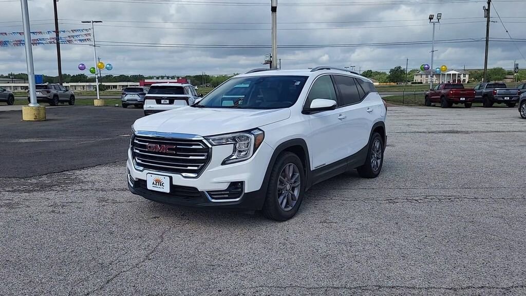 Used 2024 GMC Terrain SLT SUV