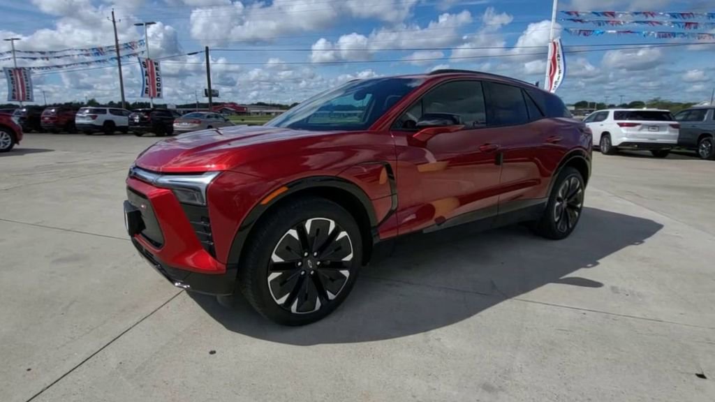 2024 Chevrolet Blazer EV RS photo 3