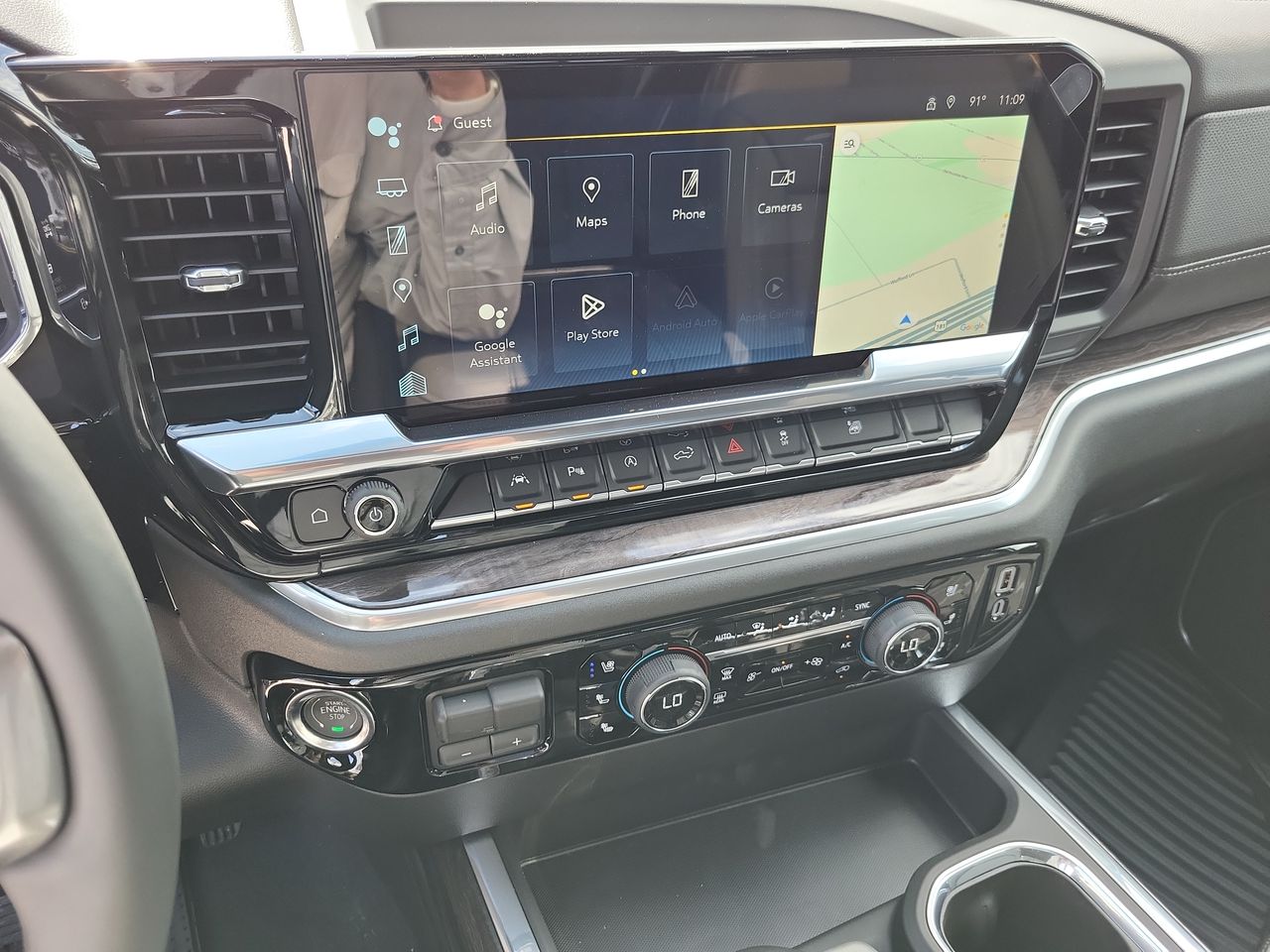 2025 Chevrolet Silverado 1500 LTZ - Photo 42