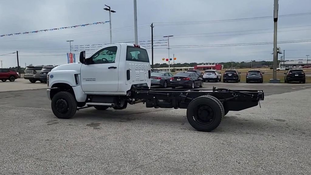 2024 Chevrolet Silverado 4500HD Work Truck photo 4